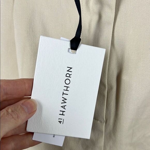 41 Hawthorn Cream High-Waisted Shorts - Picture 5 of 7